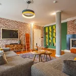 Renovated Boutique Petrus Daire