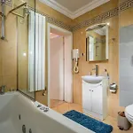 Daire Renovated Boutique Petrus *