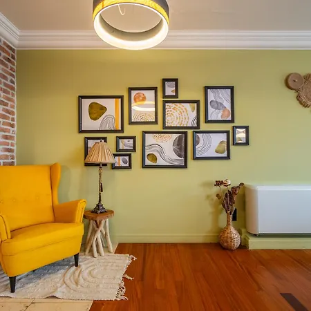 Renovated Boutique Petrus Apartment Sofia