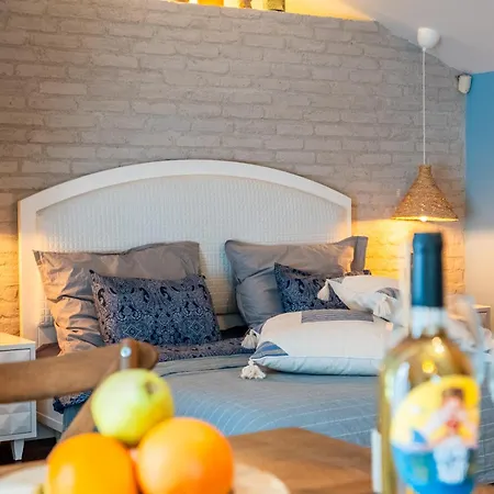 Apartment Renovated Boutique Petrus