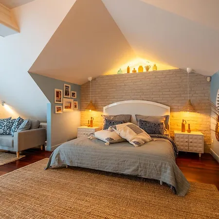 Renovated Boutique Petrus Lejlighed *