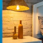 Renovated Boutique Petrus דירה