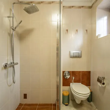 Renovated Boutique Petrus Appartement