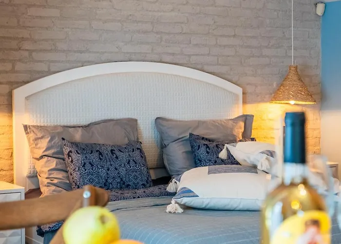 Διαμέρισμα Renovated Boutique Petrus