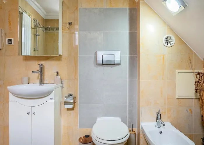 Διαμέρισμα Renovated Boutique Petrus