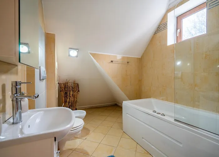 Renovated Boutique Petrus *