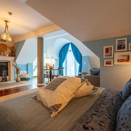 Renovated Boutique Petrus *