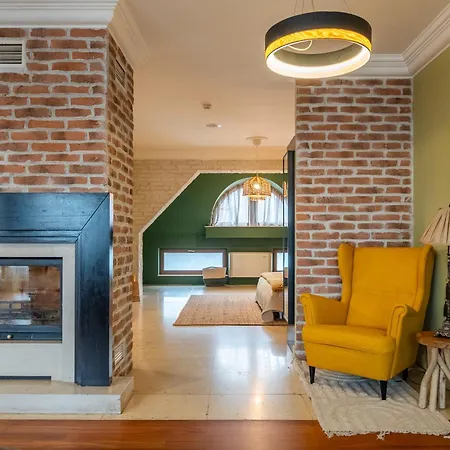 Апартаменты Renovated Boutique Petrus *