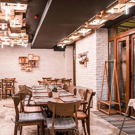 Renovated Boutique Petrus Apartament